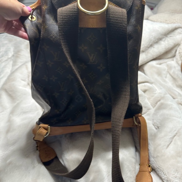 Authentic Louis Vuitton backpack - Picture 5 of 6